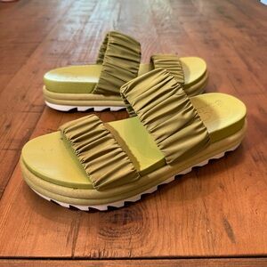 Sorel | Roaming Two Strap Slides | Olive Green & Chalk | US W8